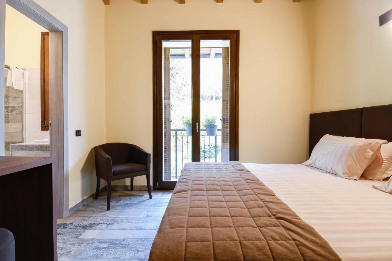 Agriturismo Ippolita Lucchetti Cene Exterior photo